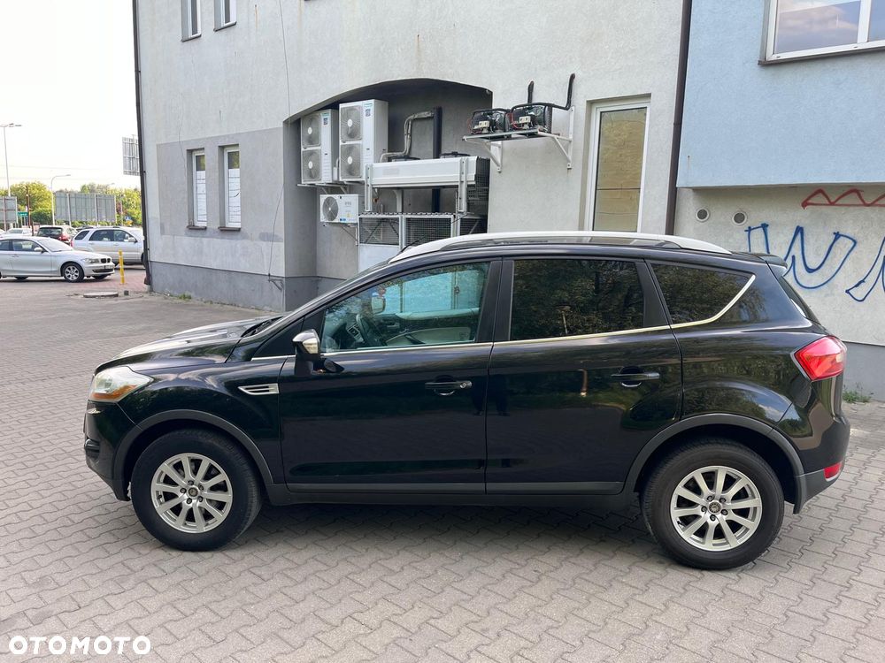 Ford Kuga 2.0 TDCi 2x4 Champions Edition - 3