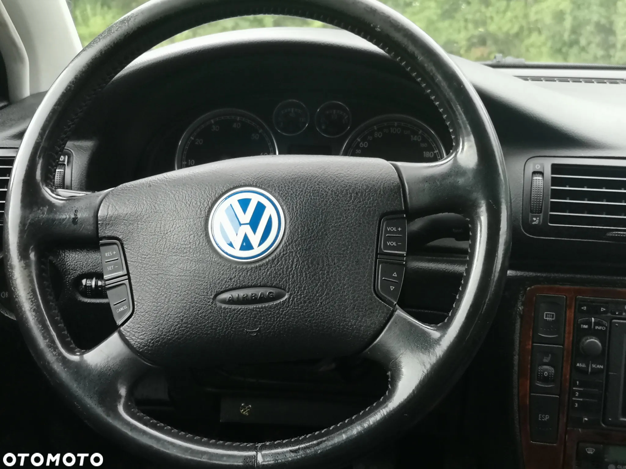 Volkswagen Passat 2.0 Highline - 16