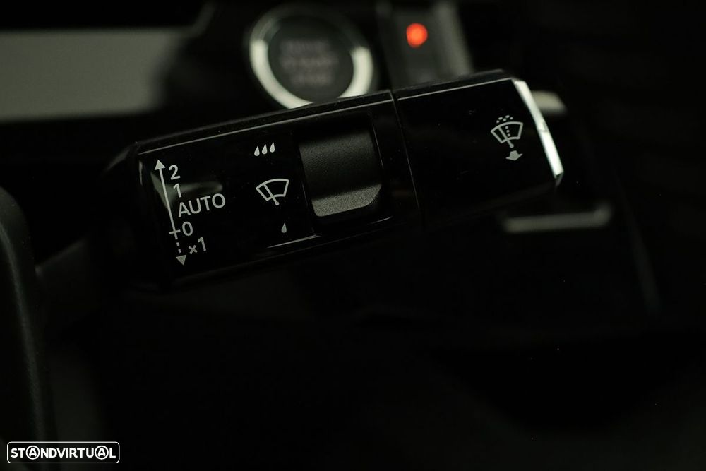 Peugeot 3008 1.2 Hybrid Allure e-DCS6 - 17