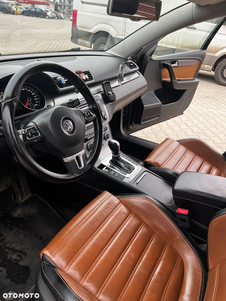 Volkswagen Passat 2.0 TDI 4Motion DSG BlueMotion Tech Highline - 14