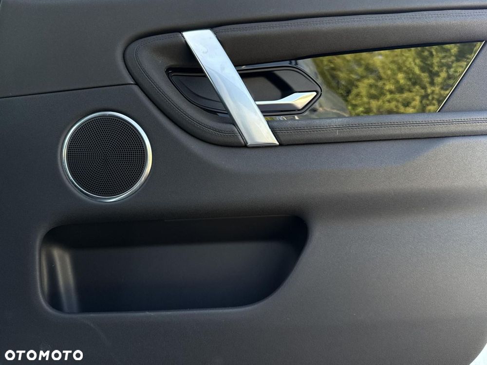 Land Rover Discovery Sport - 22