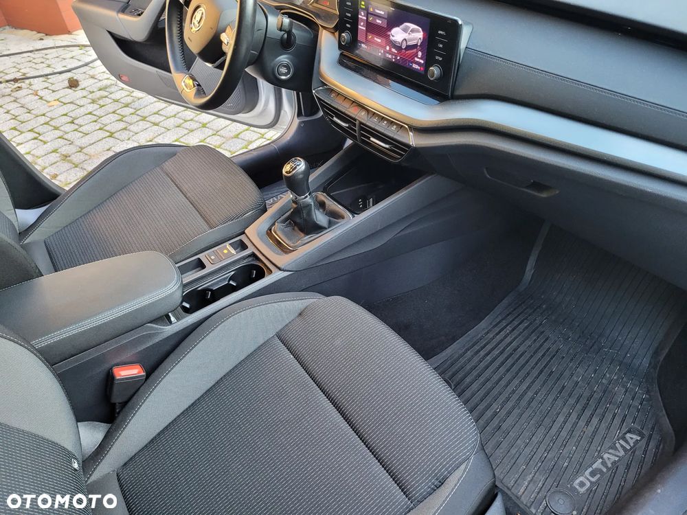 Skoda Octavia - 8