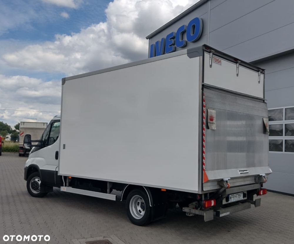 Iveco DAILY 50C18 BLIŹNIAK 3l KONTENER 8EP WINDA 1000kg LED - 10