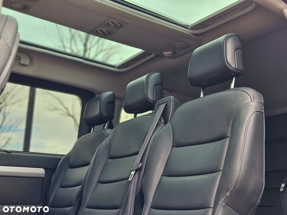 Peugeot Traveller - 13