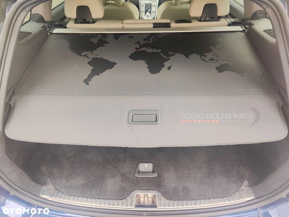 Volvo XC 60 D4 Drive-E Ocean Race - 14