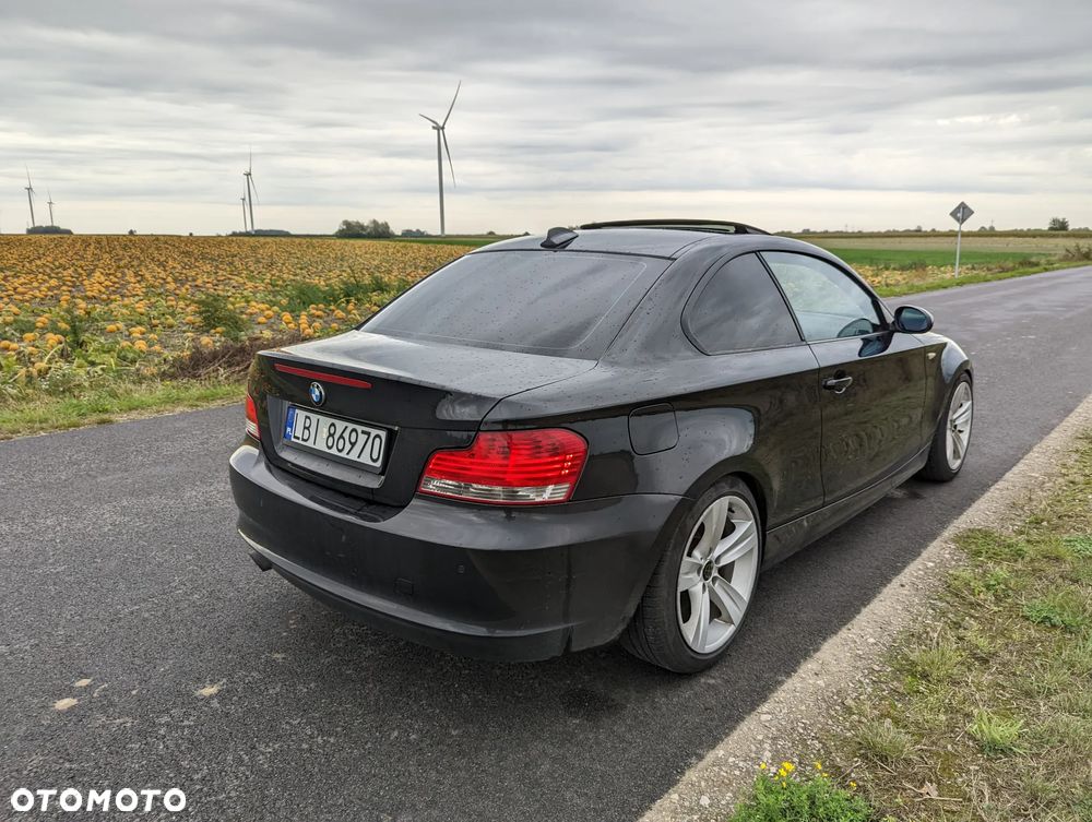 BMW Seria 1 120d - 17
