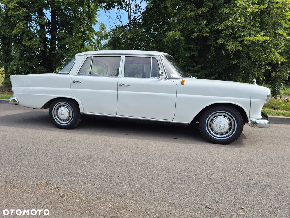 Mercedes-Benz Klasa C - 23