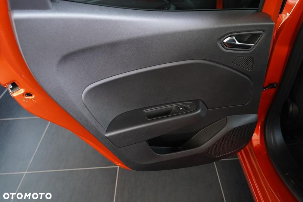 Renault Clio 1.0 TCe Evolution - 8