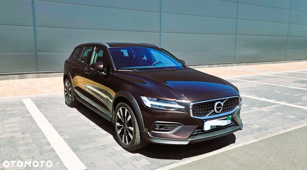 Volvo V60 Cross Country D3 Geartronic Summum - 2