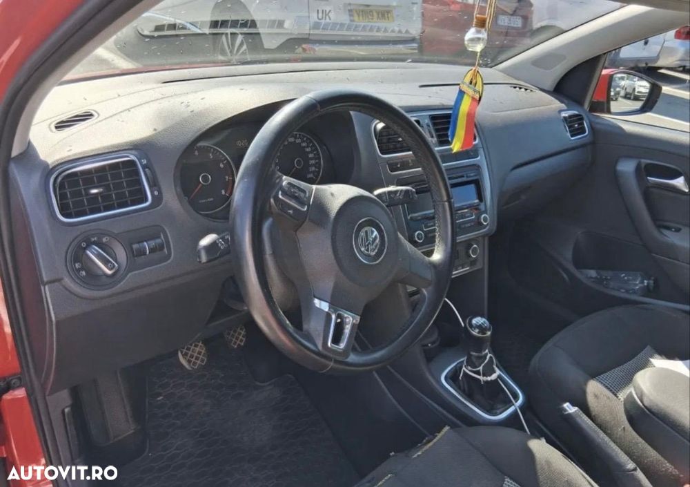 Volkswagen Polo - 4