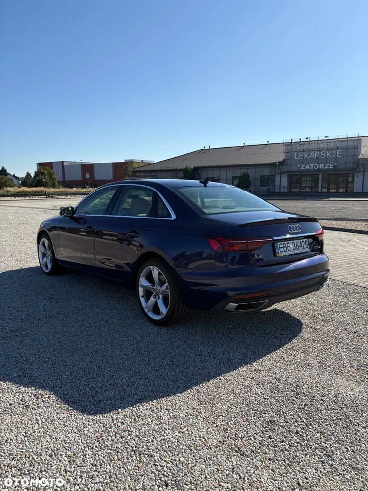 Audi A4 - 4