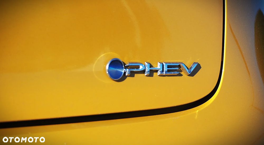 Toyota Prius Plug-in 2.0 Hybrid Prestige - 9