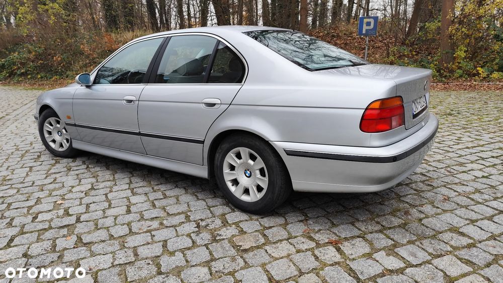 BMW Seria 5 - 12
