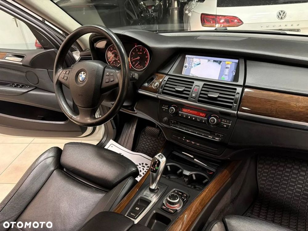 BMW X5 xDrive35i - 36