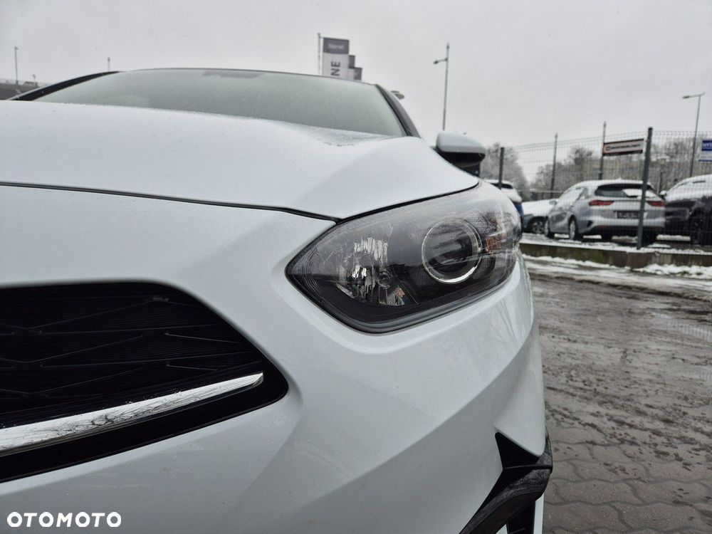 Kia Ceed 1.5 T-GDI M - 35