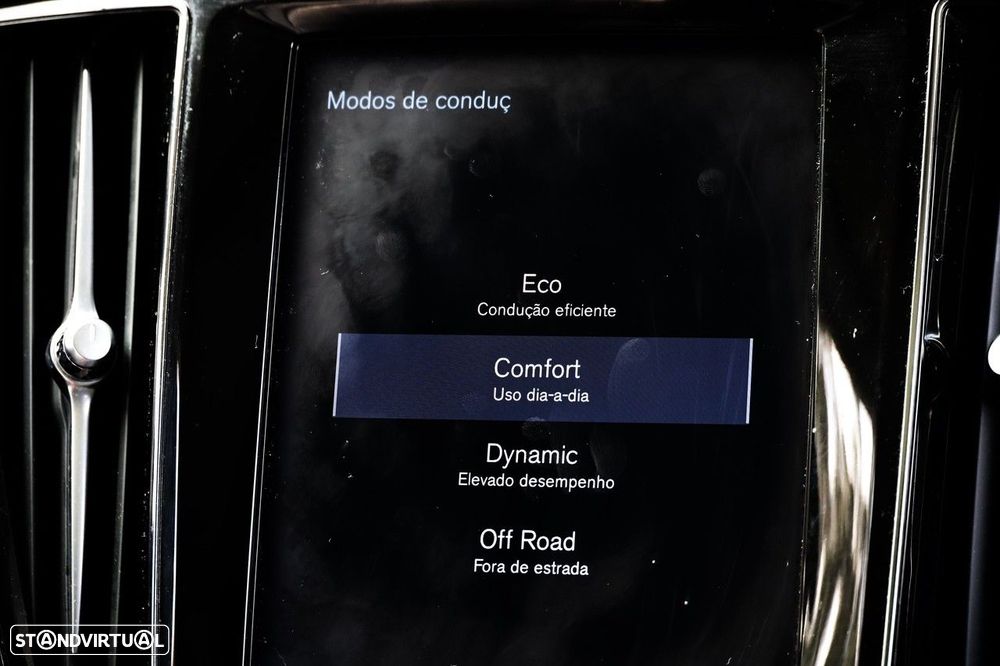 Volvo V60 Cross Country 2.0 D4 Geartronic - 9