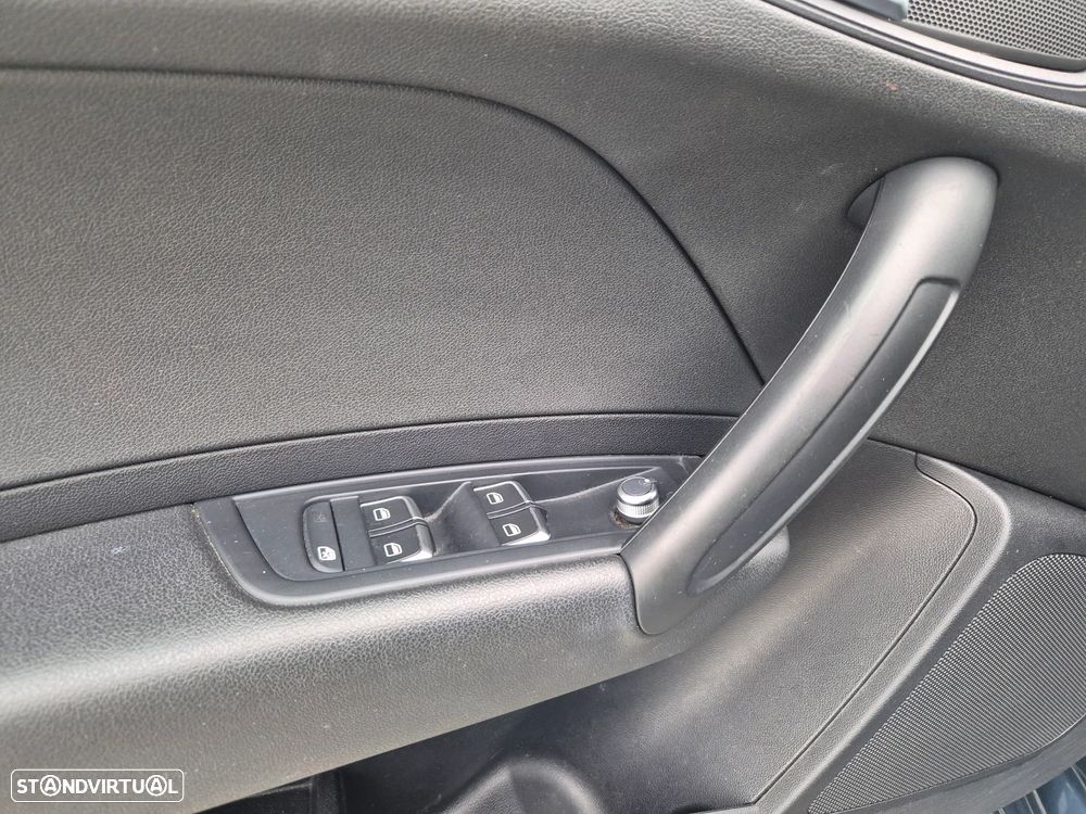 Audi A1 Sportback 1.6 TDI design - 15