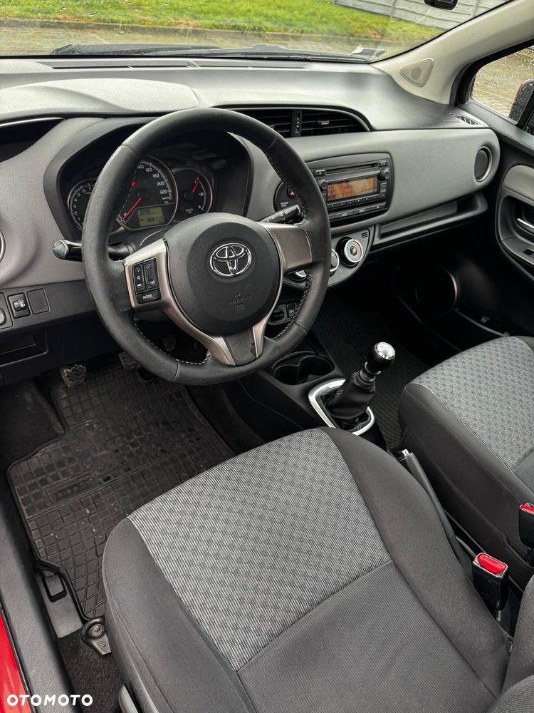 Toyota Yaris 1.33 Active - 5