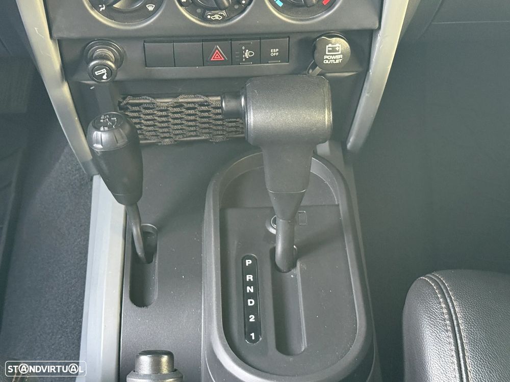 Jeep Wrangler Unlimited 2.8 CRD ATX Sahara Limited - 21