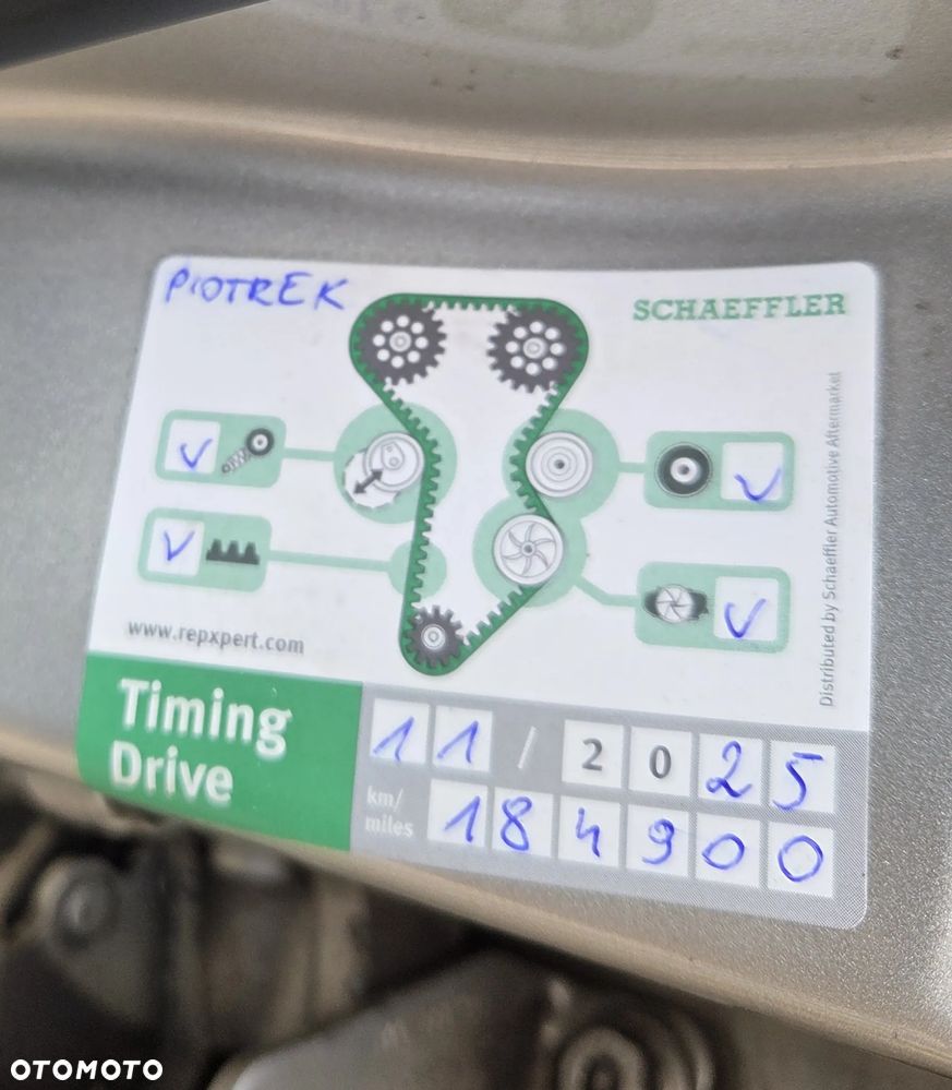 Volkswagen Golf 1.6 TDI Trendline - 36