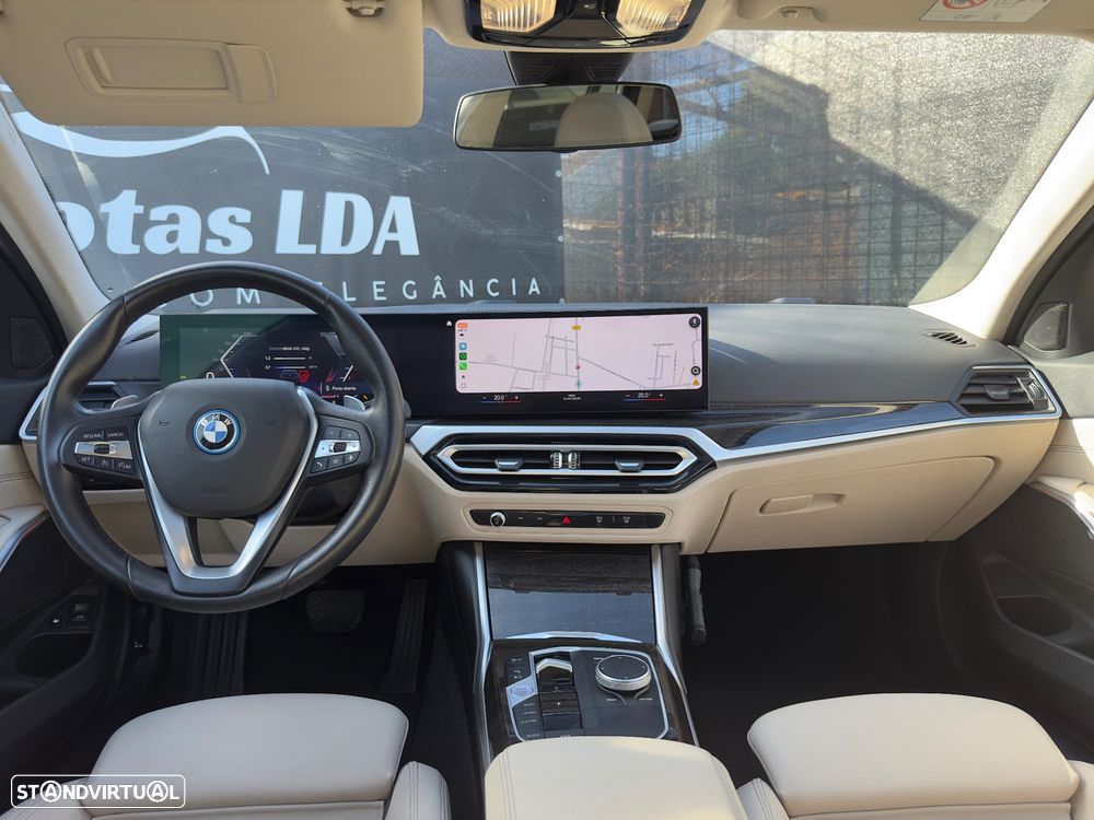 BMW 320 e Touring Aut. Luxury Line - 11