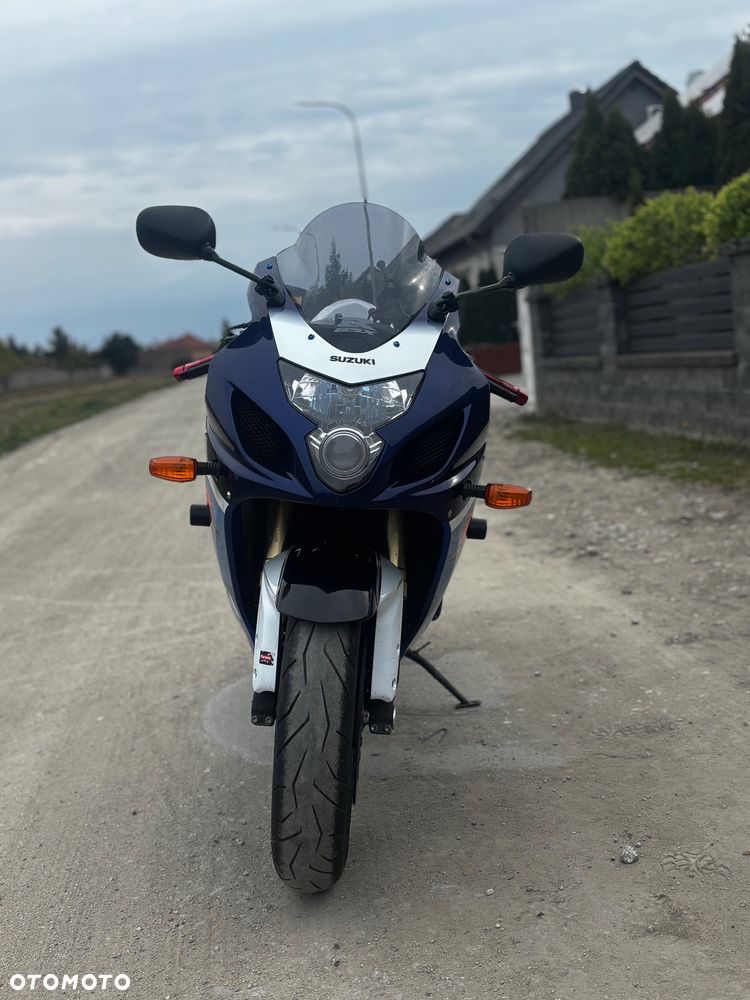 Suzuki GSX-R - 3
