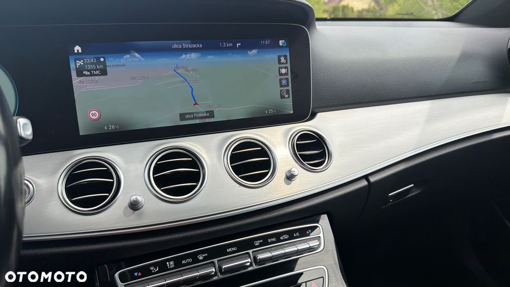 Mercedes-Benz Klasa E 220 d 9G-TRONIC - 9