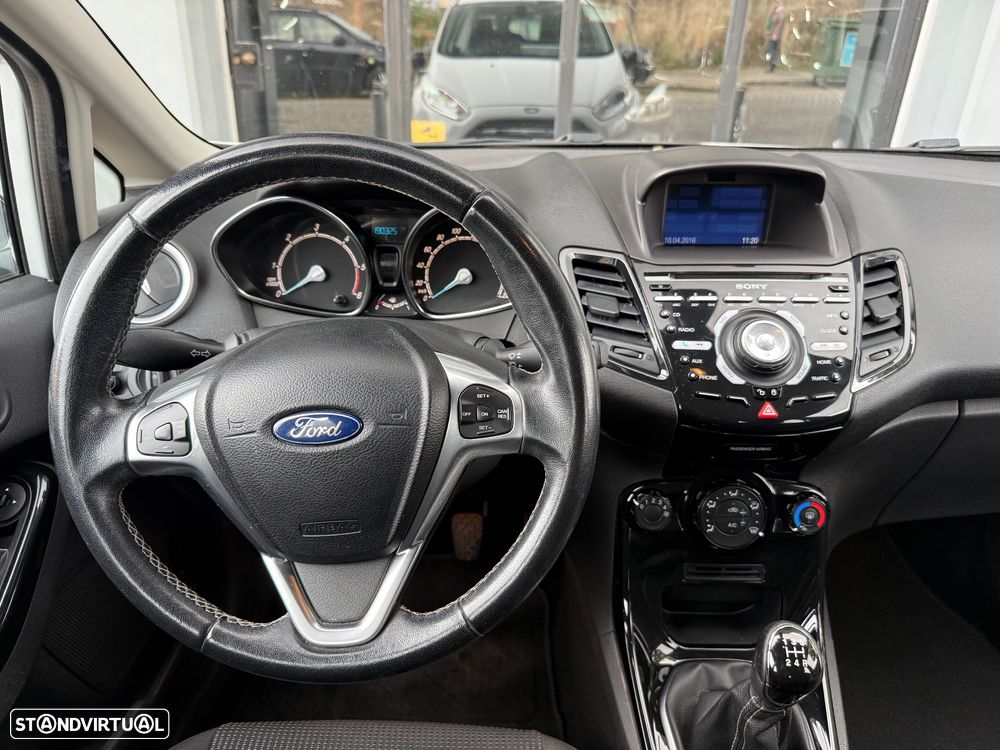 Ford Fiesta - 18