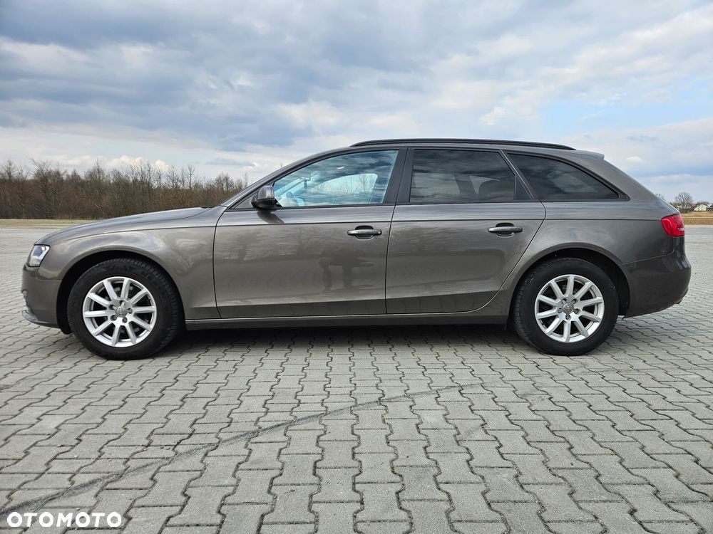 Audi A4 Avant 2.0 TDI - 9