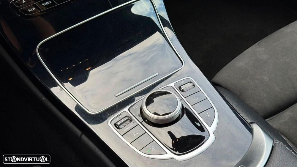 Mercedes-Benz C 250 — fotografia 10