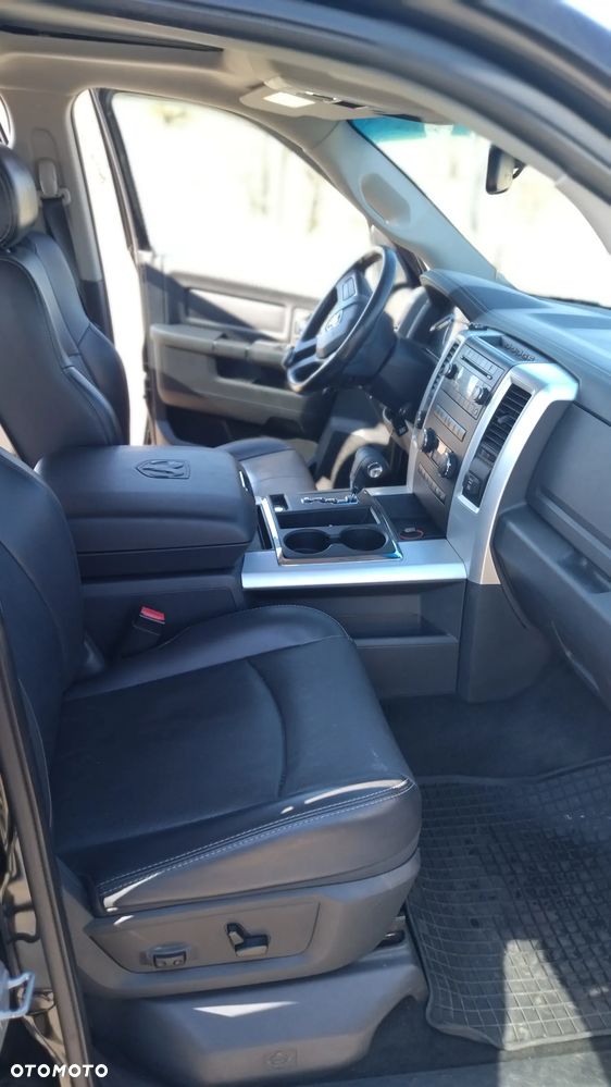 Dodge RAM 1500 5.7 4x4 - 13