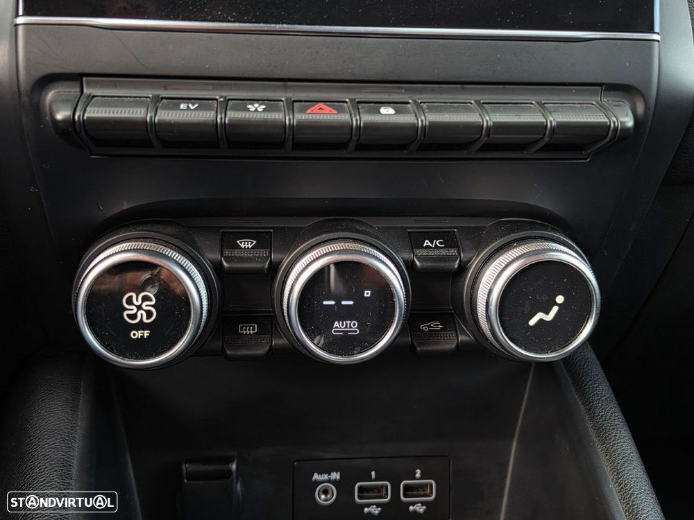 Renault Captur E-TECH 160 INTENS - 30