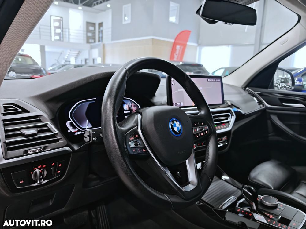 BMW X3 xDrive30e AT PHEV - 8