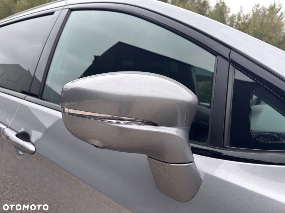 Chrysler Pacifica - 12