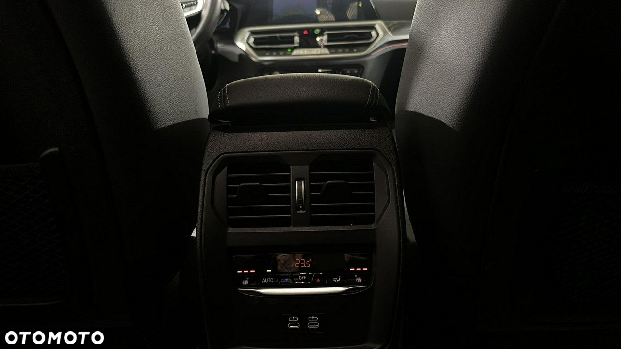 BMW Seria 3 - 25
