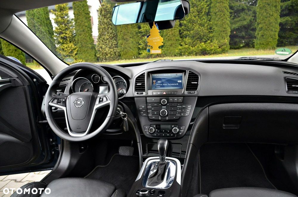 Opel Insignia - 22