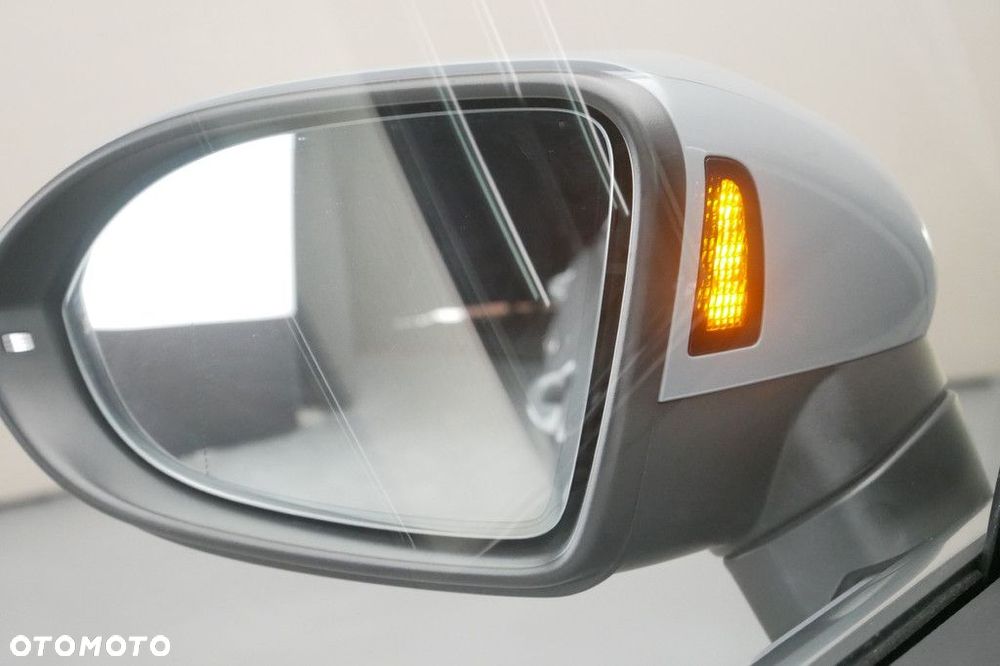 Volkswagen Passat 2.0 TSI Elegance DSG - 36