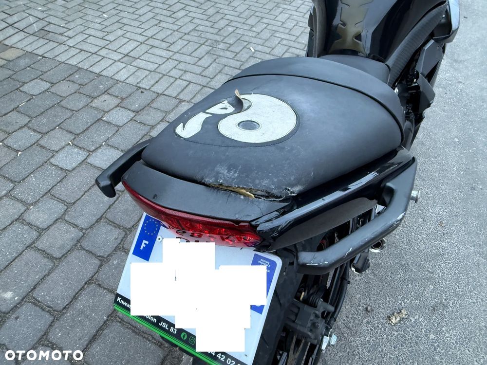Kawasaki ER - 17
