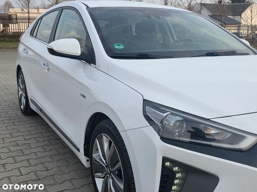 Hyundai IONIQ Plug-in hybrid Premium - 10