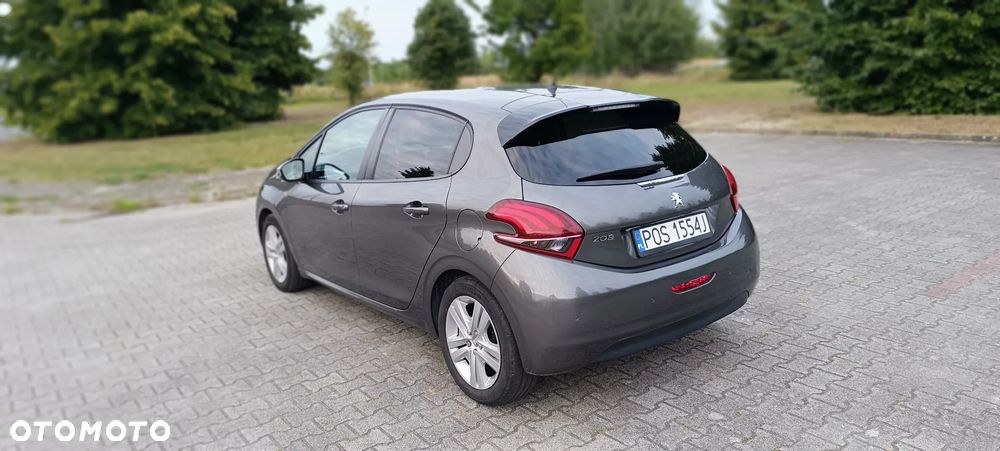Peugeot 208 82 PureTech Style - 6