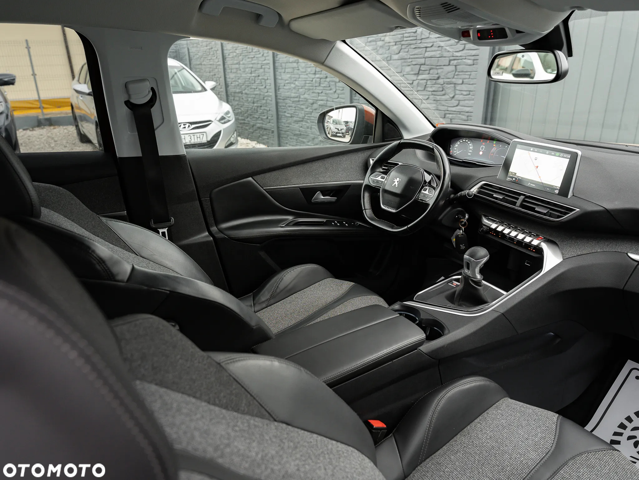 Peugeot 3008 1.6 BlueHDi Allure S&S - 19