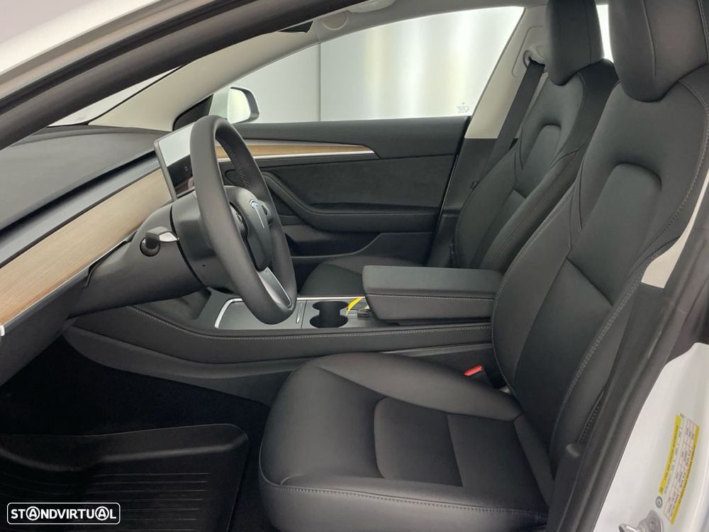 Tesla Model 3 Long Range Tração Traseira - 11