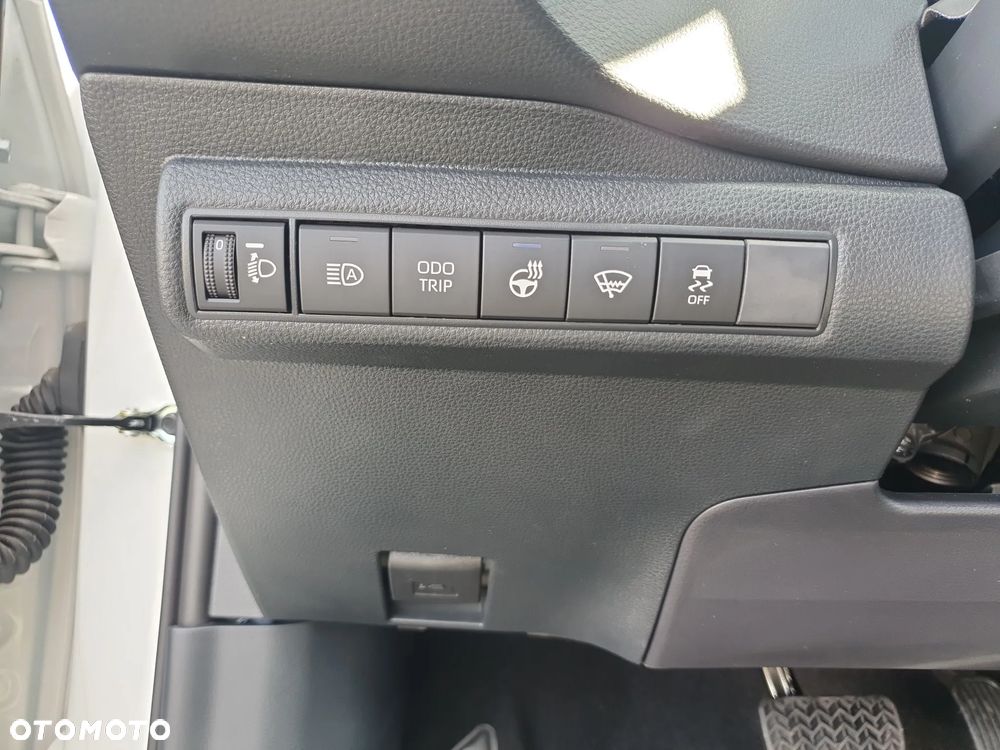 Toyota Corolla 1.8 Hybrid Comfort - 20
