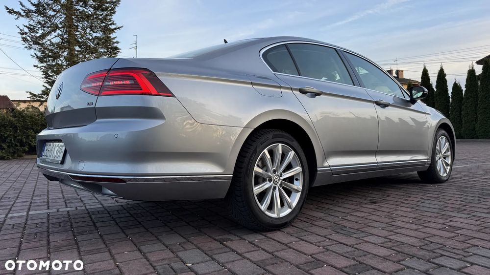 Volkswagen Passat 1.8 TSI BMT Highline - 15