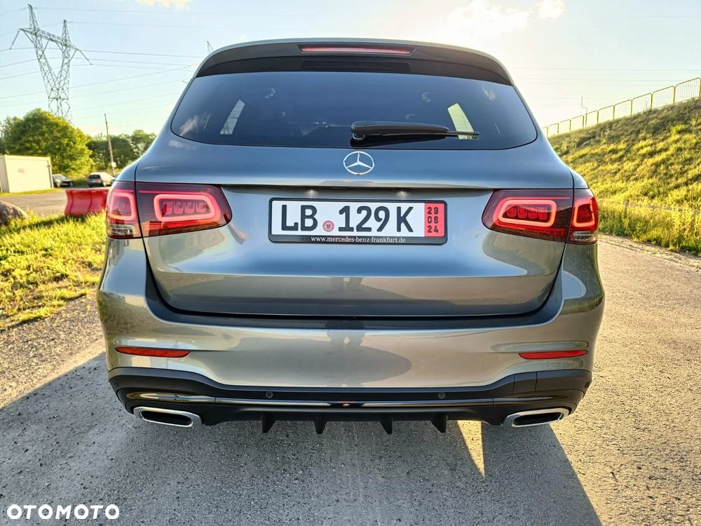 Mercedes-Benz GLC 220 d 4Matic 9G-TRONIC AMG Line - 8