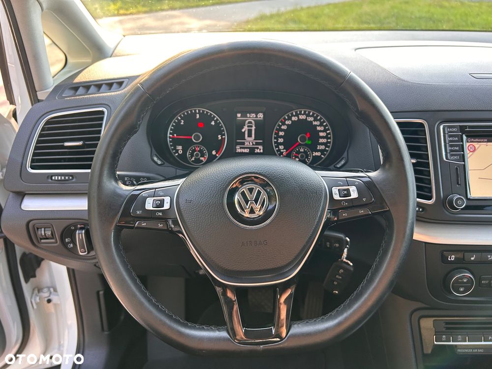 Volkswagen Sharan 2.0 TDI DSG IQ.DRIVE - 36