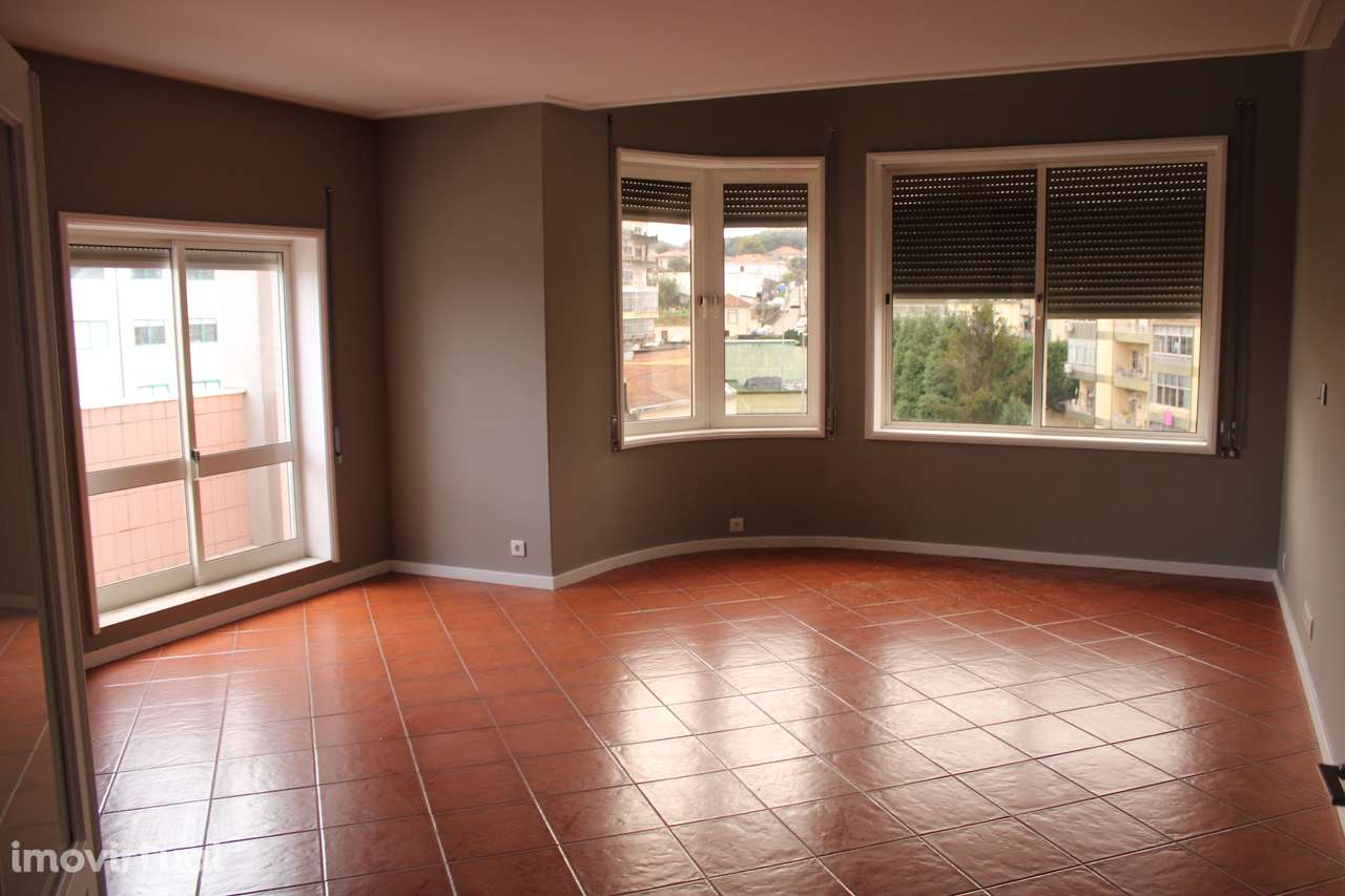 T3, VILA NOVA DE GAIA - Grande imagem: 2/14