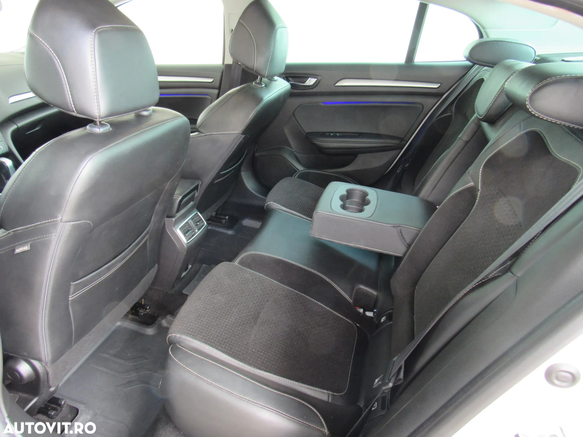Renault Megane Energy dCi EDC Intens - 8