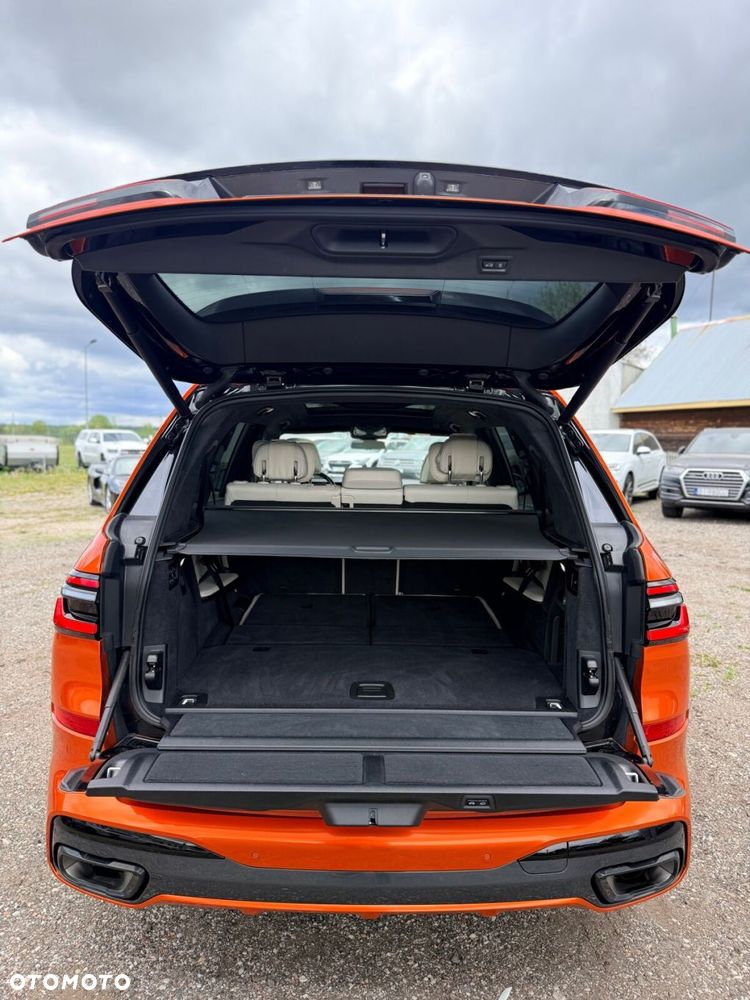 BMW X7 - 15