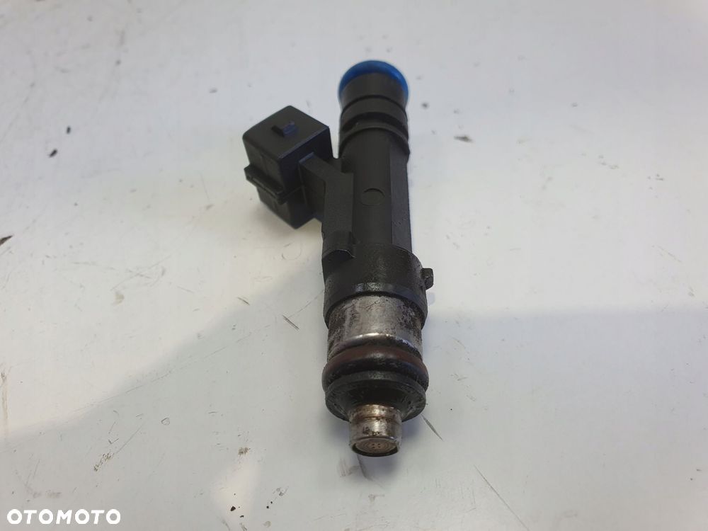 WTRYSKIWACZ Opel Astra IV J 1.4 T turbo _ wtrysk 0280158205 A14NET - 1